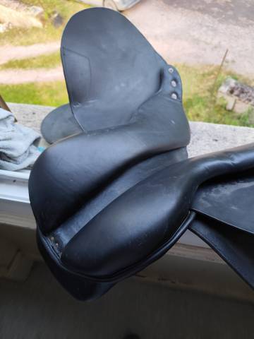 Selle mixte 17 pouces 