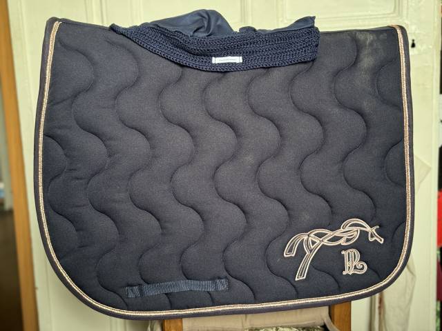 Tapis Penelope Leprevost et bonnet Sapristouch