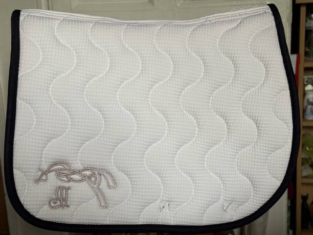 Tapis Penelope Leprevost et bonnet Sapristouch