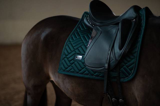 Tapis de selle Modern Dramatic Monday - Equestrian Stockholm