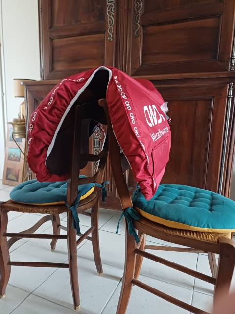 SELLE NEUVE JAMAIS UTILISEE CLASSIQUE POUR CSO