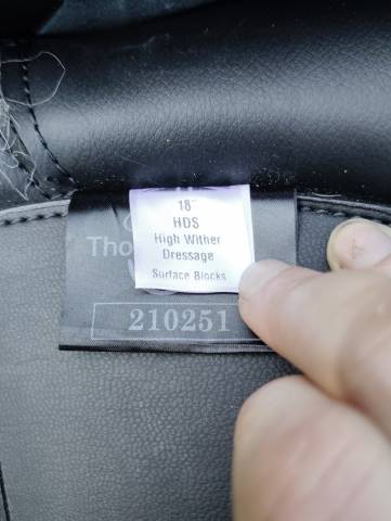 Thorowgood T8 Dressage Haut Garrot 18' avec 4 arcades