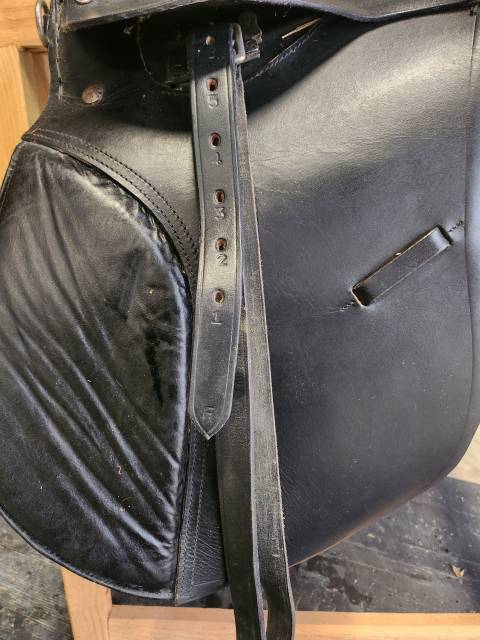 Selle 18 pouces noir