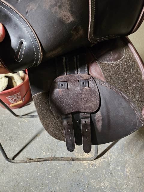 Selle cuir mixte Fouganza 17,5"