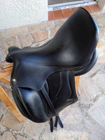Selle de dressage Antarès Cadence 17,5"