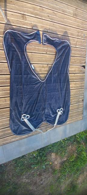 Couvre-rein anti mouche 