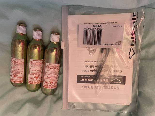 Gilet air bag adulte + 3 cartouches 