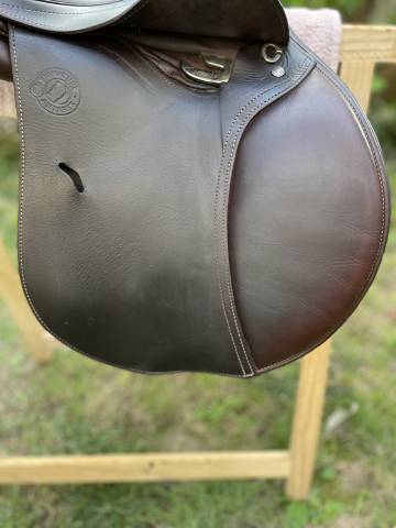 Selle obstacle 17,5" Antarès Signature excellent état