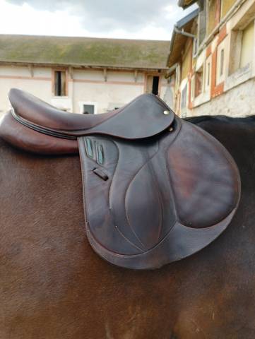 Selle Devoucoux Biarritz Lab 18 pouces