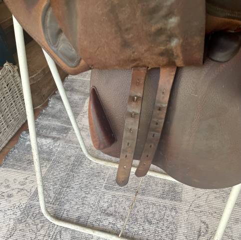 A VENDRE SELLE BRUNO DELGRANGE 17,5