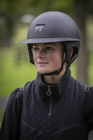 Casque visière large mat - Penelope Collection