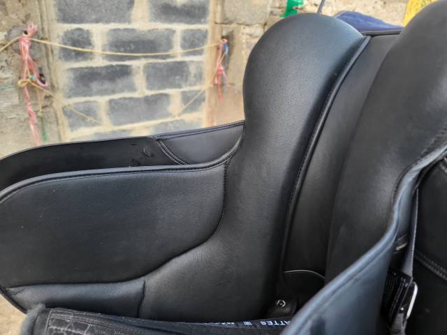 Vends selle Thorowgood T8 dressage HDM