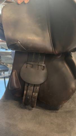 Selle d'obstacle Equipe EK 26 Carbon 17P