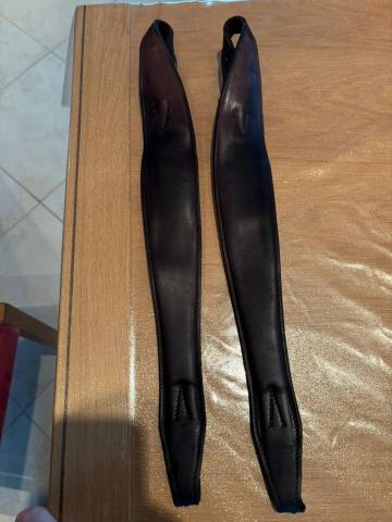 Selle Equipe Evolution liseré noir 18 P