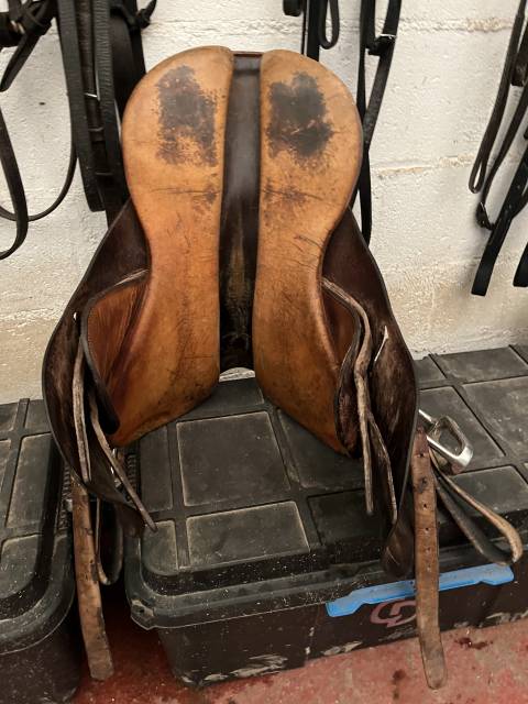 Selle loisir / polo / horseball