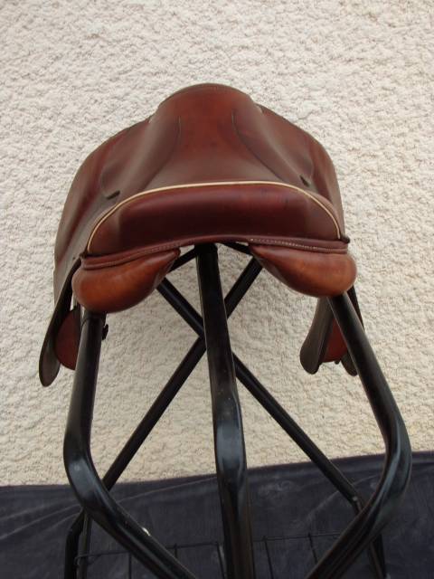 Selle Godignon petit prix 17'5