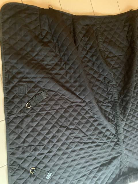 couverture de box noire Kentucky 150 gr 155 cm