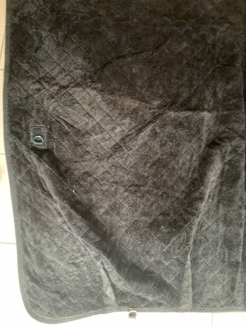 couverture de box noire Kentucky 150 gr 155 cm