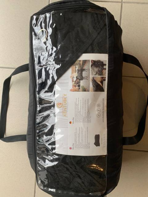 couverture de box noire Kentucky 150 gr 155 cm