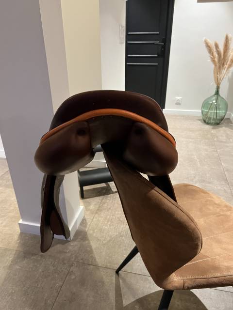 Selle d’obstacles CHILDERIC 17,5