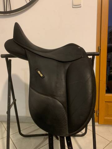 selle dressage WINTEC