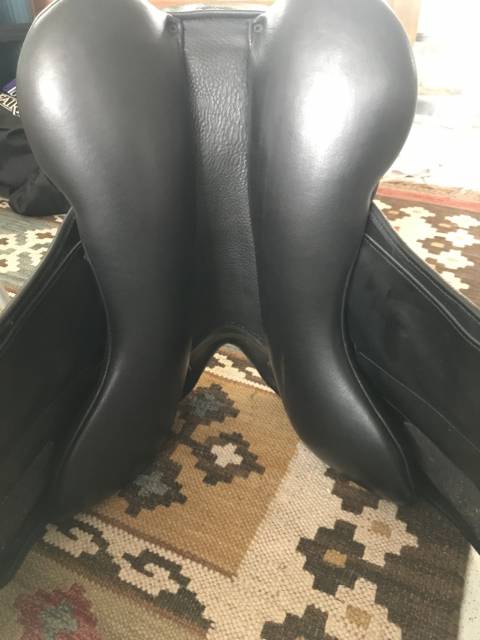 selle dressage Fairfax Rebecca 16'5