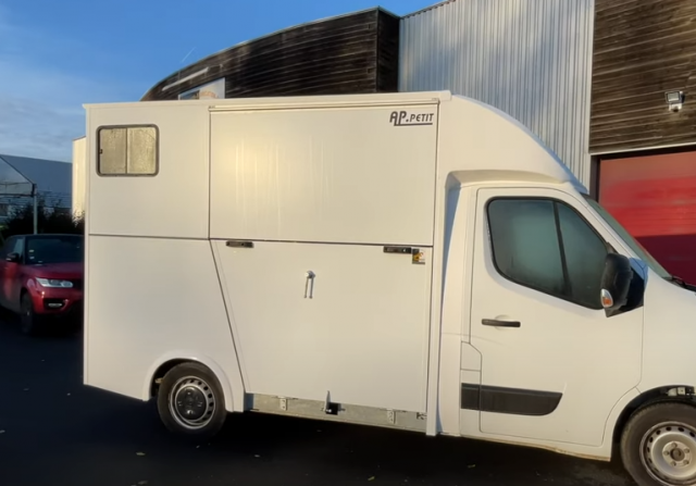 Renault master carrosserie ap petit
