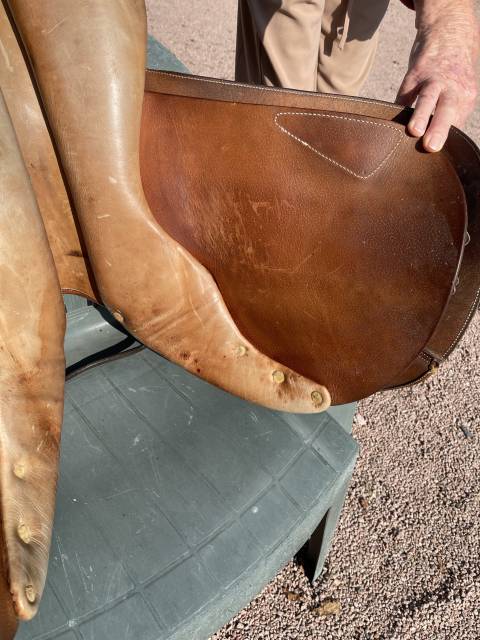 selle d'équitation anglaise