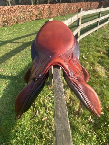 selle cross DEVOUCOUX super &eacute;tat