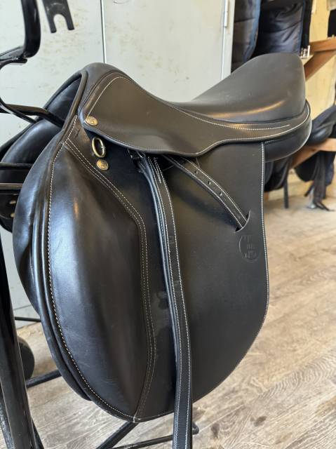 selle mixte TdeT 17,5" garantie jusqu'en septembre 2027