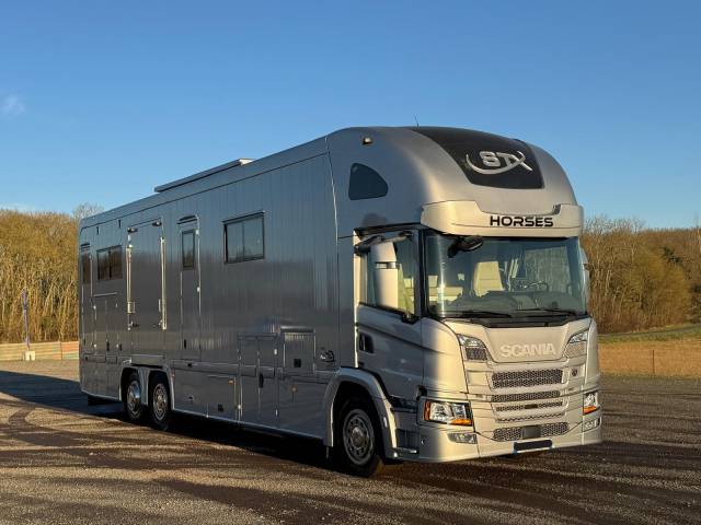 STX 6 CHEVAUX AVEC POP OUT ET PUSH UP - VENDU