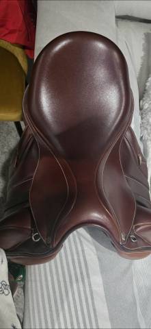 Selle de dressage Equipe modèle Viktoria