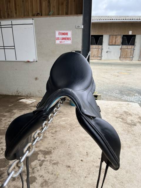 Selle dressage 18 pouces