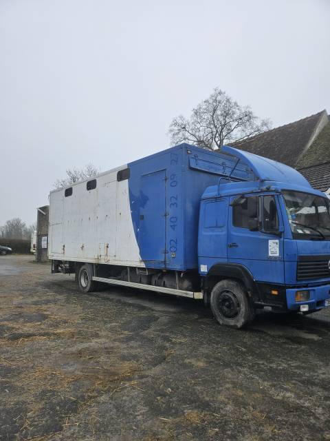 Location PL avec chauffeur 
