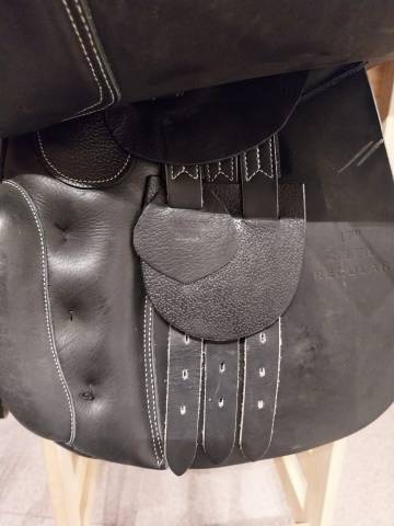 selle mixte  noire 17''