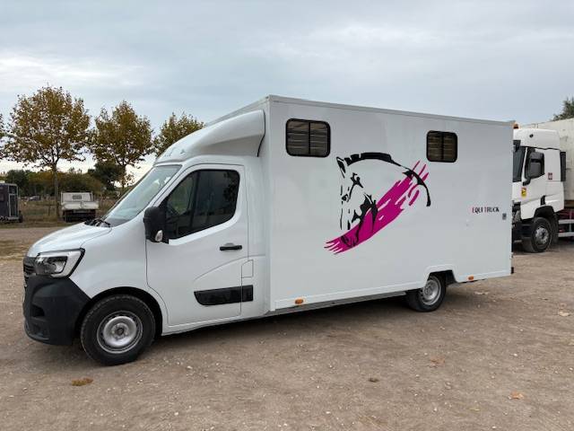 Master 145 chx 2 places 200 000km