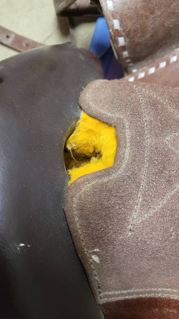 Selle Western enfant avec étriers et croupière