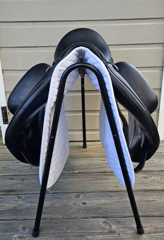 Selle de dressage Aachen Forestier 