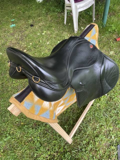 Selle mixte Kent & Masters 17