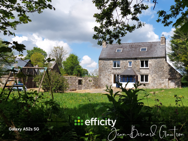 maison 115 m2 - 3 chambres - 1 hectare - dépendances