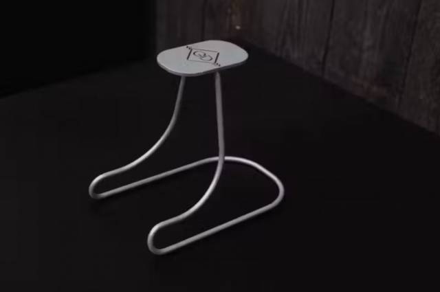 Support de casque en acier - kentucky - design compact