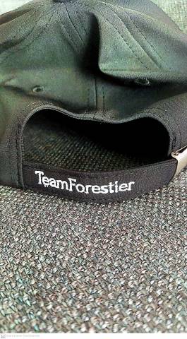 Casquette et porte clé 