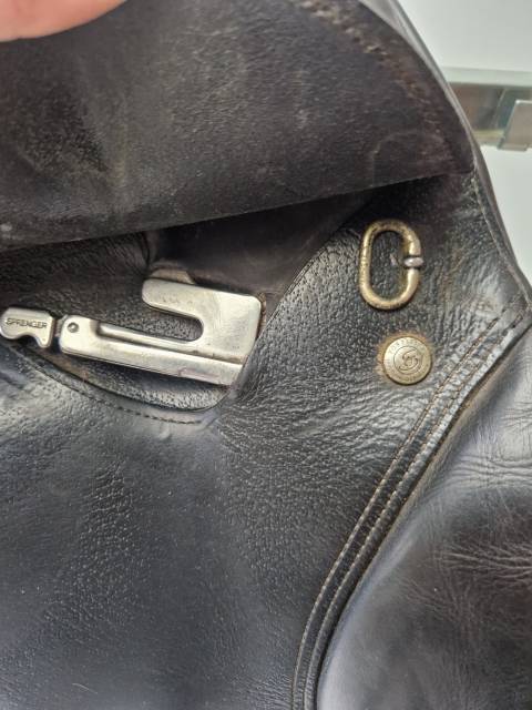 Selle mixte noire Forestier 17"