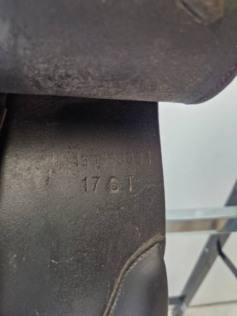 Selle mixte noire Forestier 17"