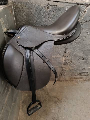 Selle NEUVE 