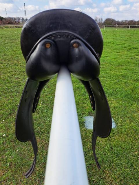 Selle 17'5 Brunet Pineau dressage