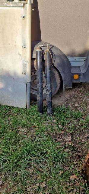 Bas flanc barres de recul et poitrail