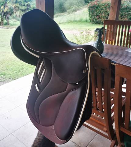 Selle Biarritz LAB 17,5 