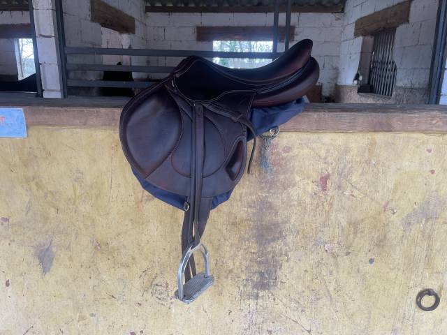 Selle Antares monoquartier 18 pouces