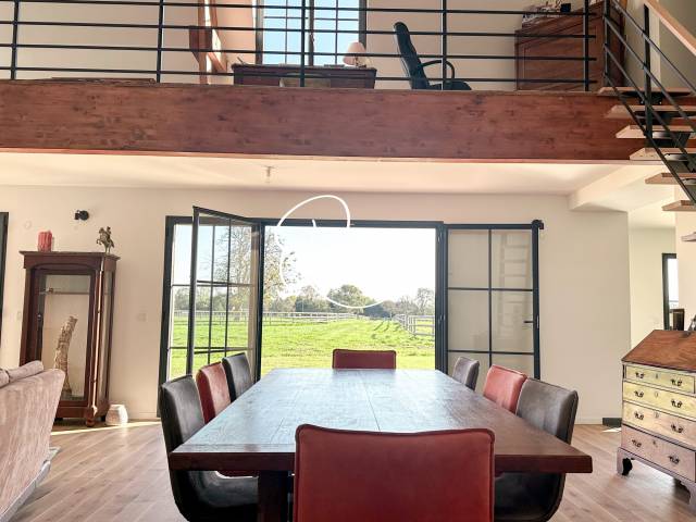 Propriété équestre à quelques pas du pôle international du